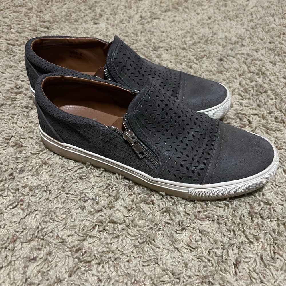 *Gray Women’s Flats